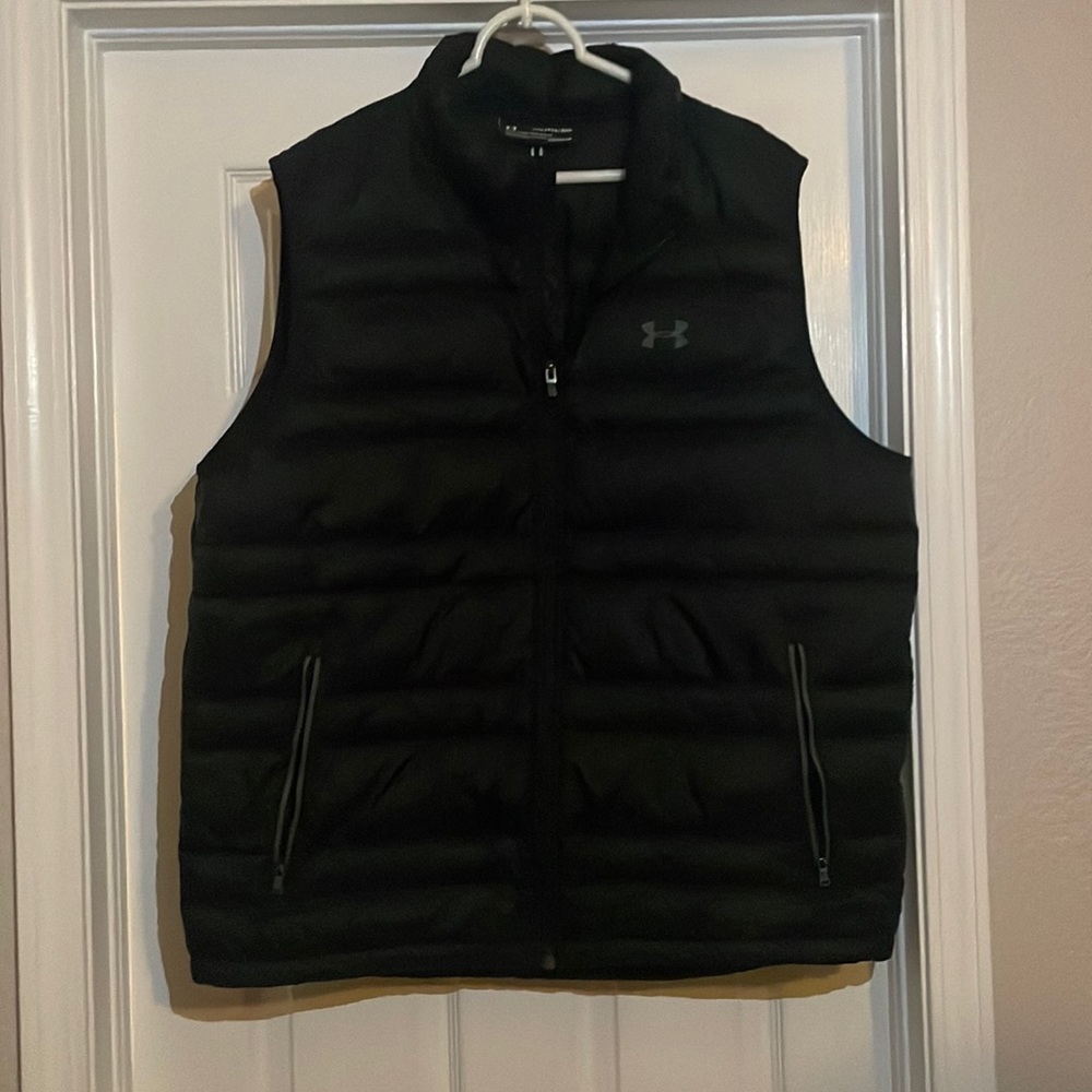 Men’s XXL Under Armour vest